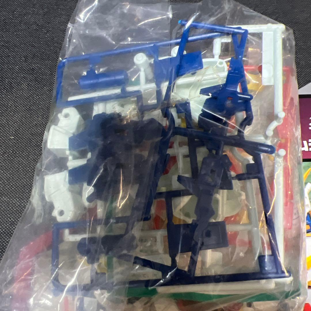 新品　バンダイ　元祖SDガンダム　完全復活！！ 5大ガンダム＋1 完品