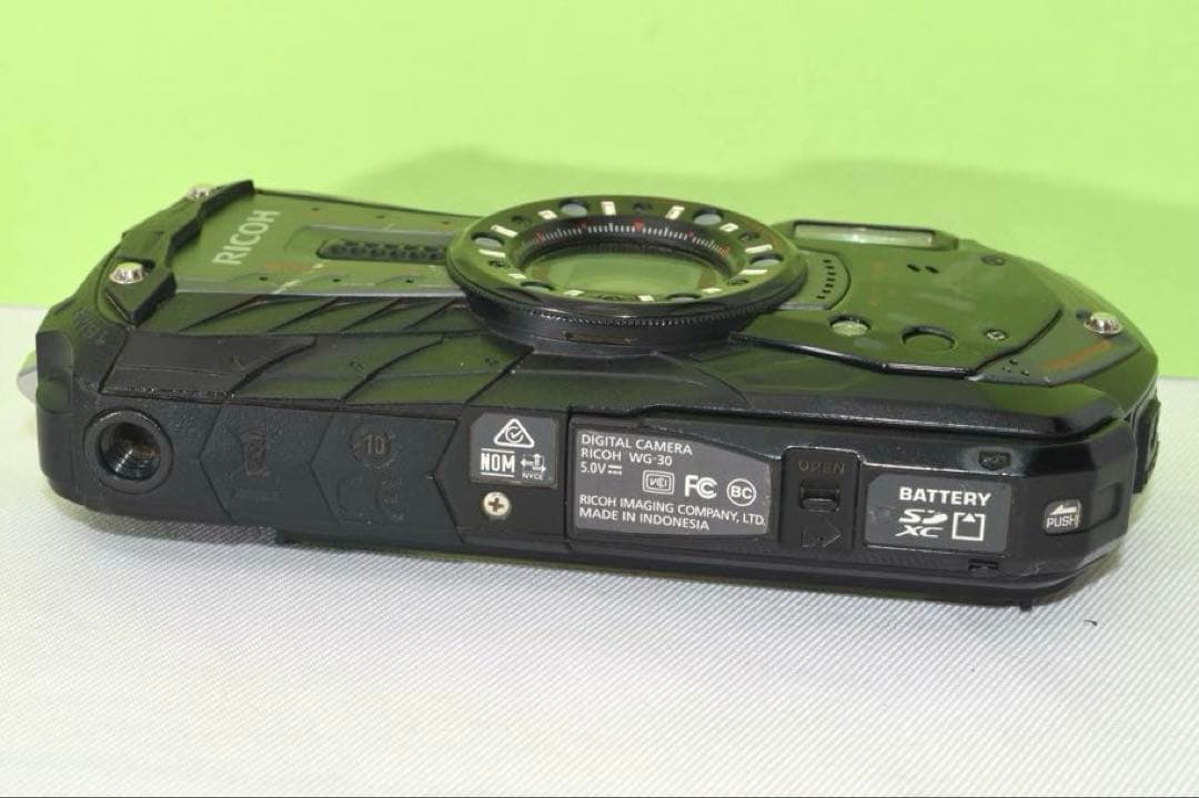 RICOH WG-30 ☆送料無料☆