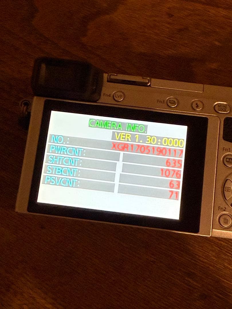 Panasonic LUMIX DMC-GX7MK2単焦点レンズ付き