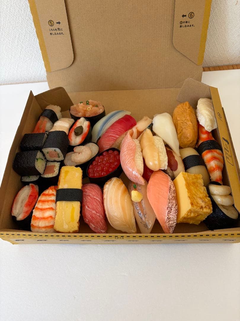 食品サンプル　実物大リアル寿司　35貫