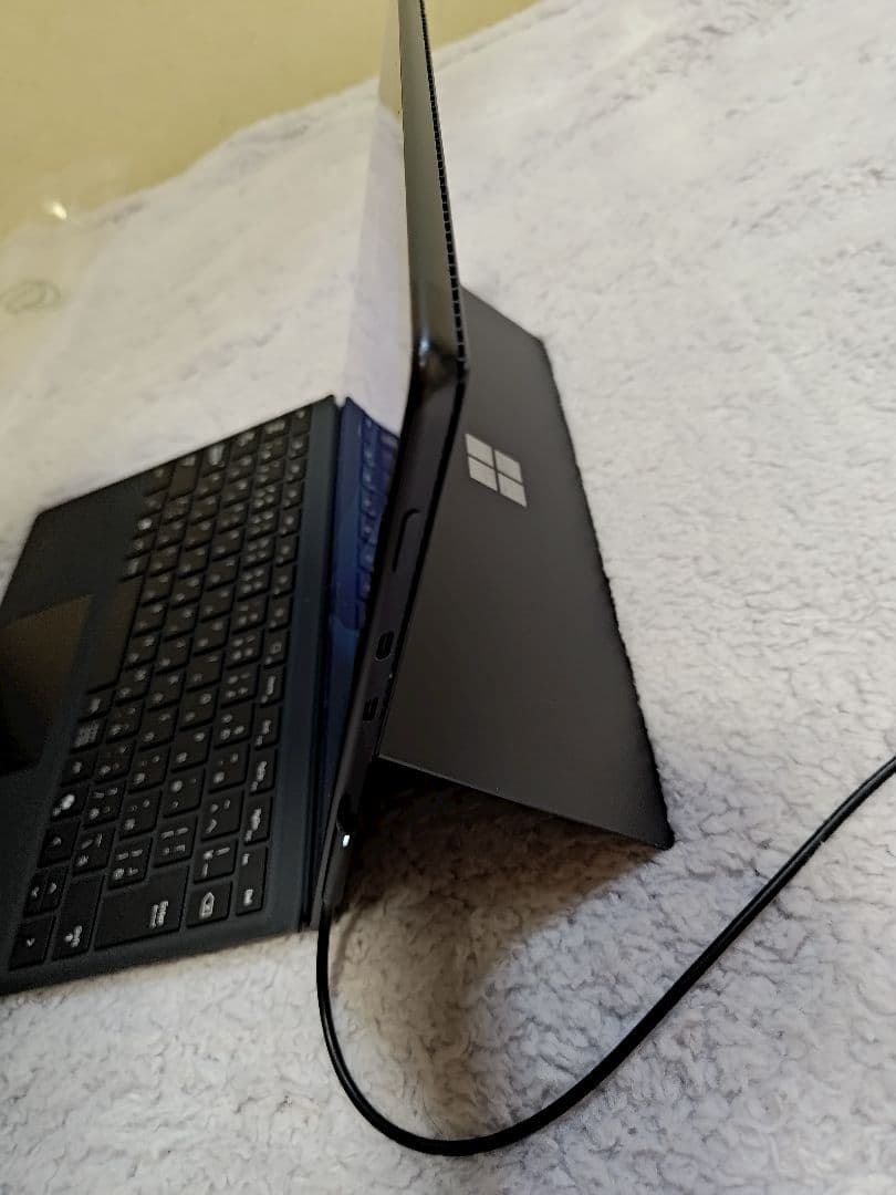 美品 Microsoft Surface Pro8 i7 16GB 256GB
