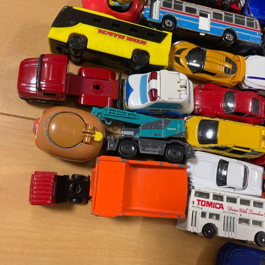 トミカミニカーセット 片付けトラック付き