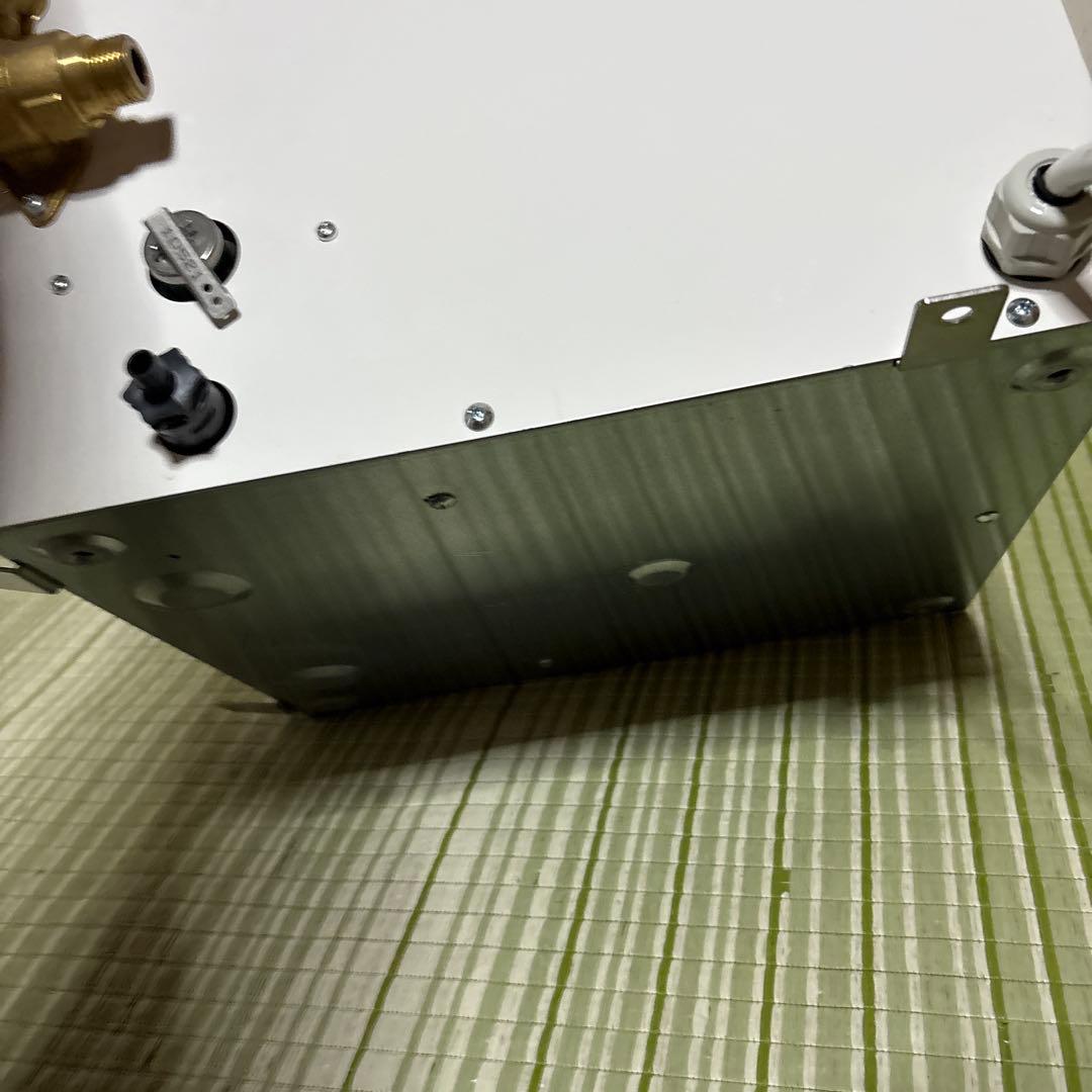 イトミック　ESN20BWN215D0 電気温水器　2020年製　給湯器