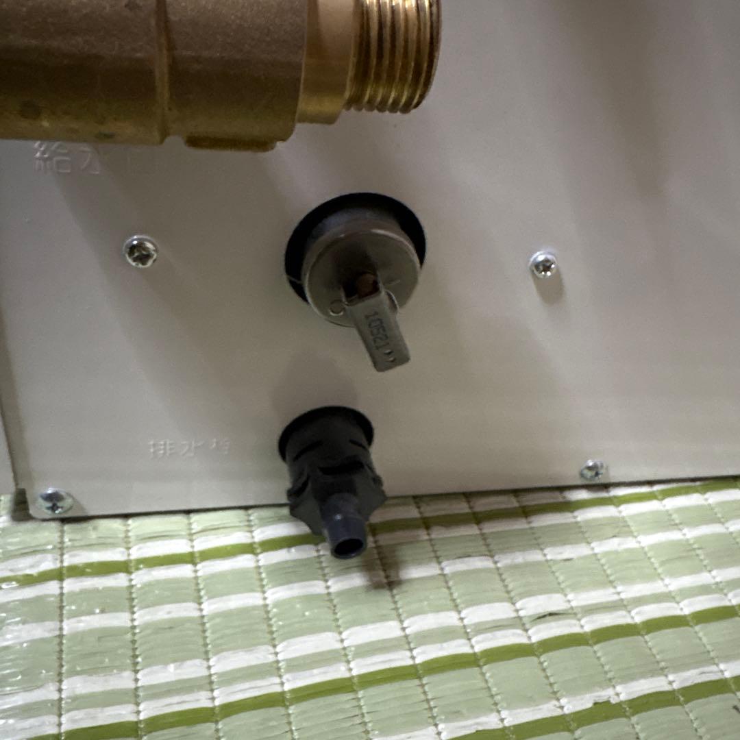 イトミック　ESN20BWN215D0 電気温水器　2020年製　給湯器