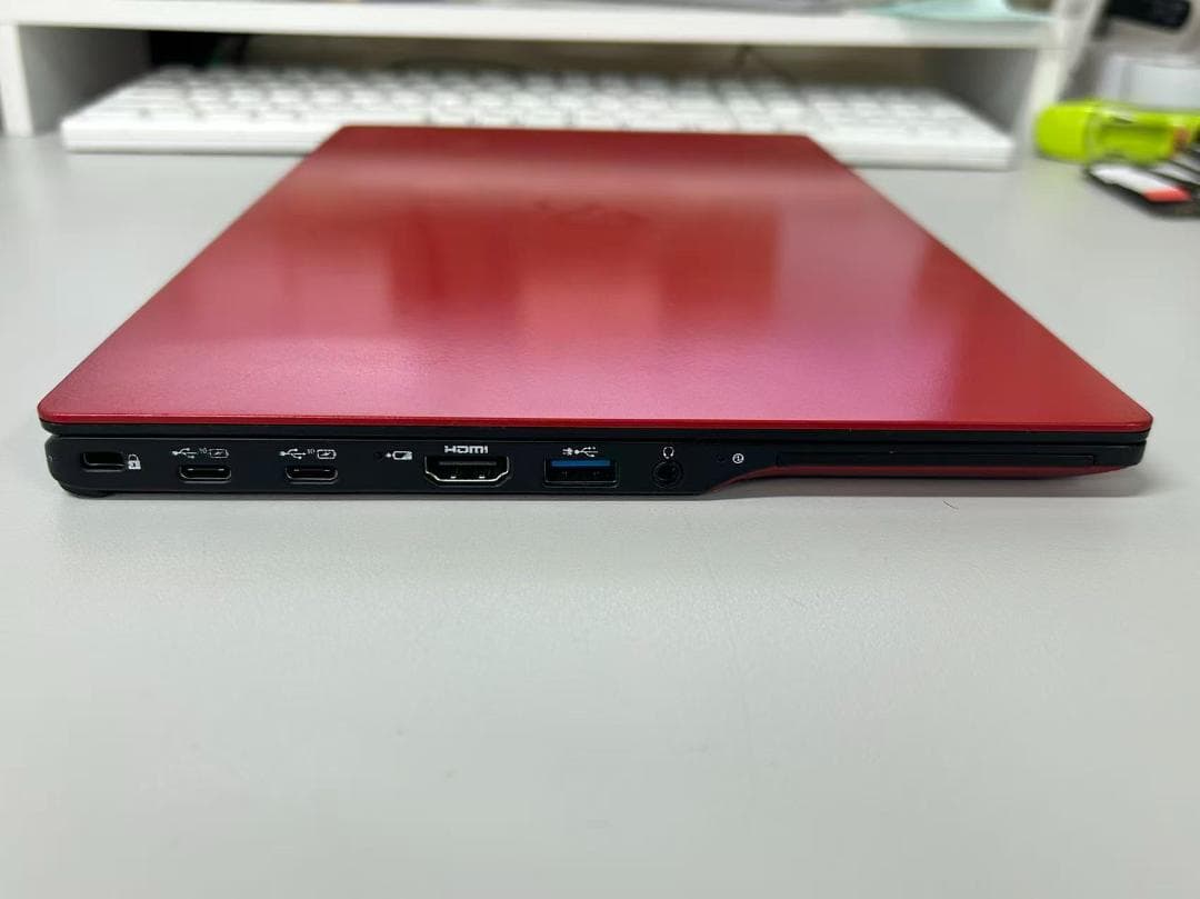 超軽量840g 富士通 LIFEBOOK U9311/M 美品 オフィスあり④