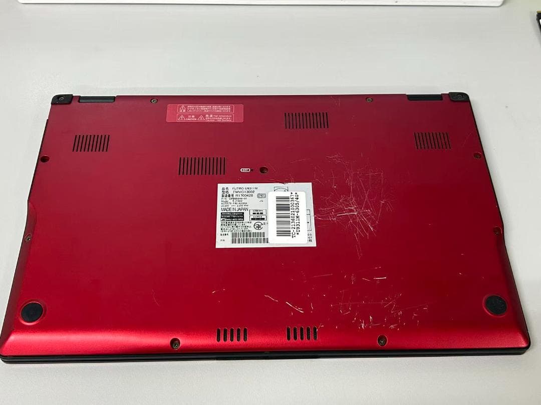 超軽量840g 富士通 LIFEBOOK U9311/M 美品 オフィスあり④