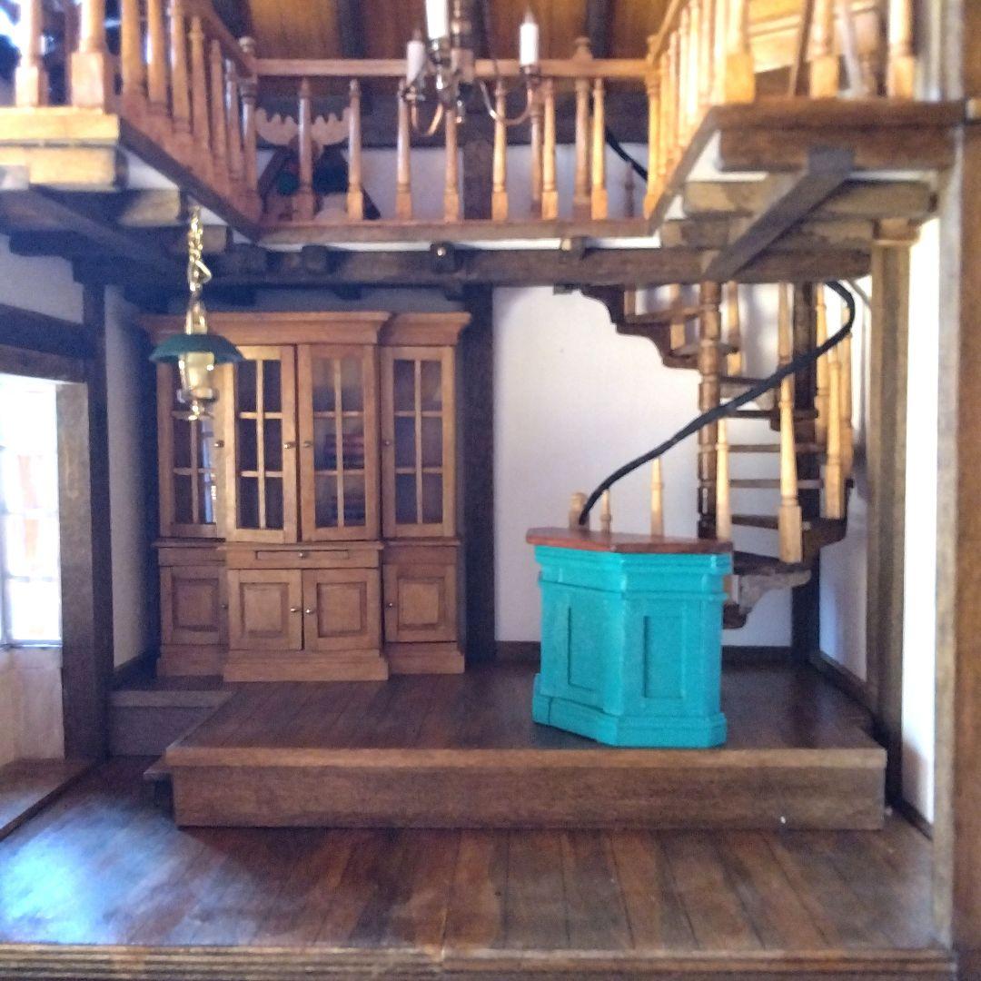 ドールハウス ☆ ビクトリア様式英国雑貨店 ☆