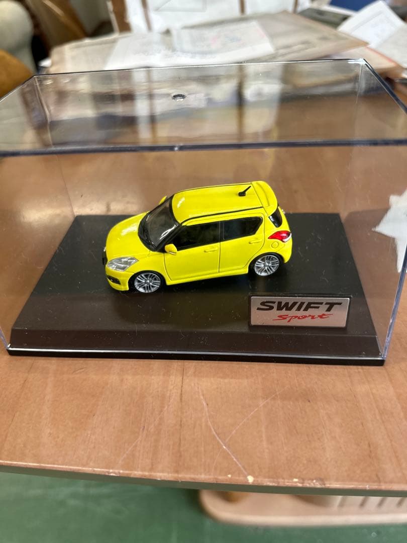 スズキ スイフトスポーツ ミニカー イエロー 1/43