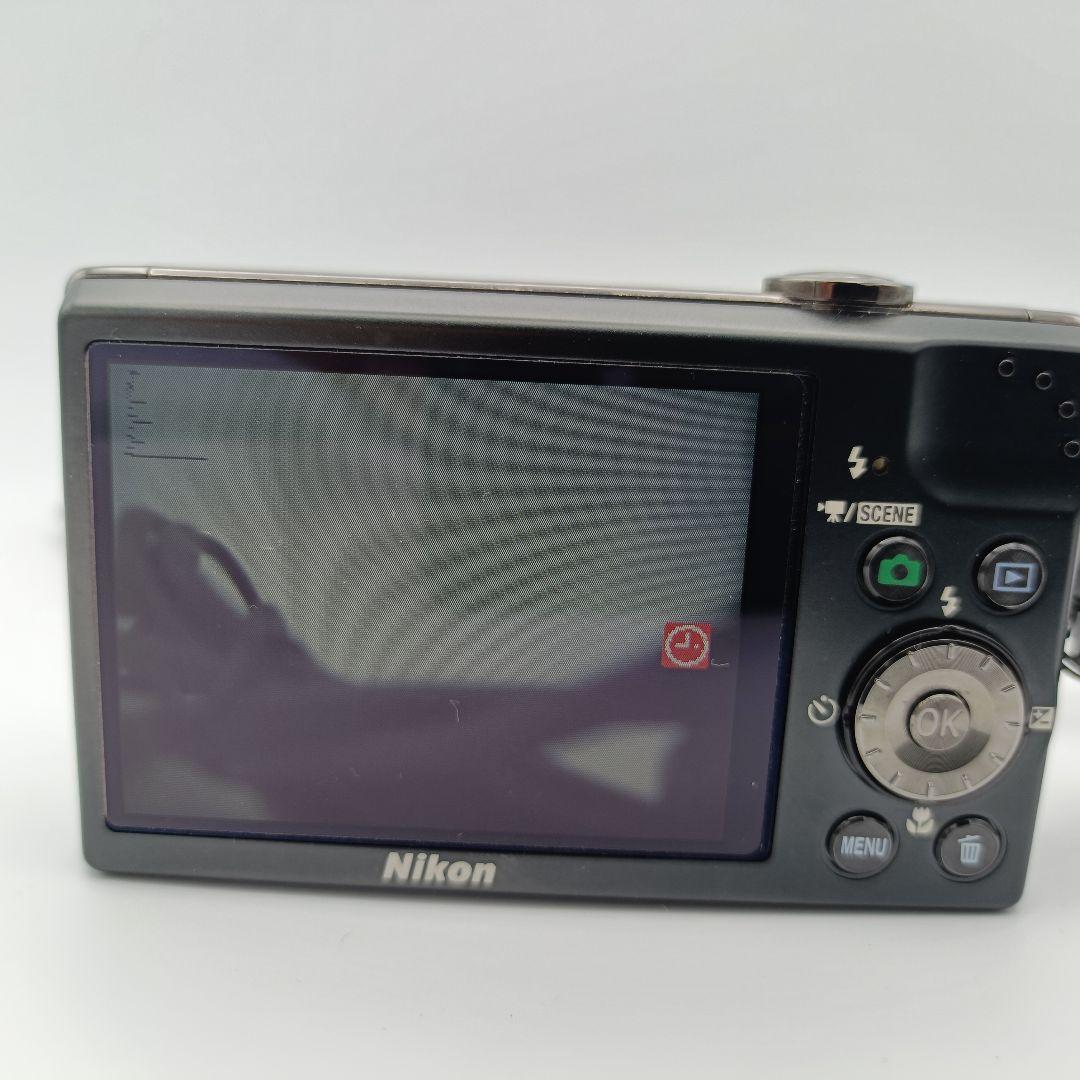 Nikon Coolpix S640 レッド