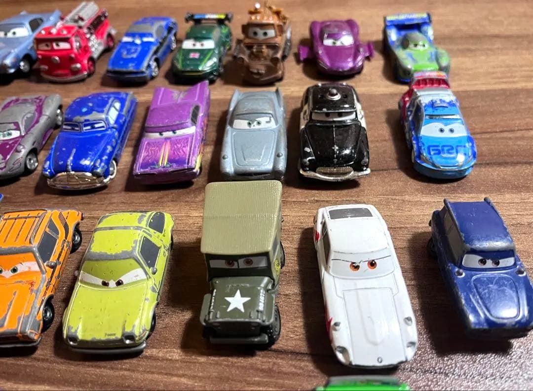 カーズ　ミニカー&シーシング収納ケース