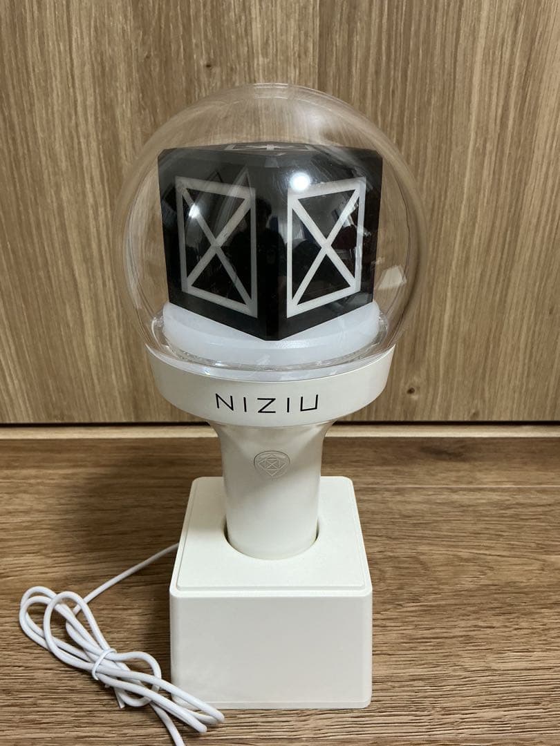 【送料無料・動作確認済み】NiziU OFFICIAL LIGHT STICK