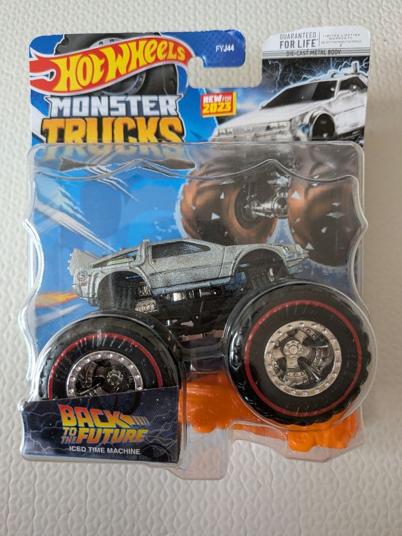 ホットウィール　デロリアン　アイスバージョン　モンスタートラック