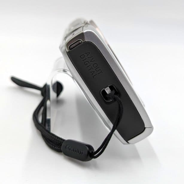 【極美品】Canon IXY 200 コンパクトデジタルカメラ コンデジ