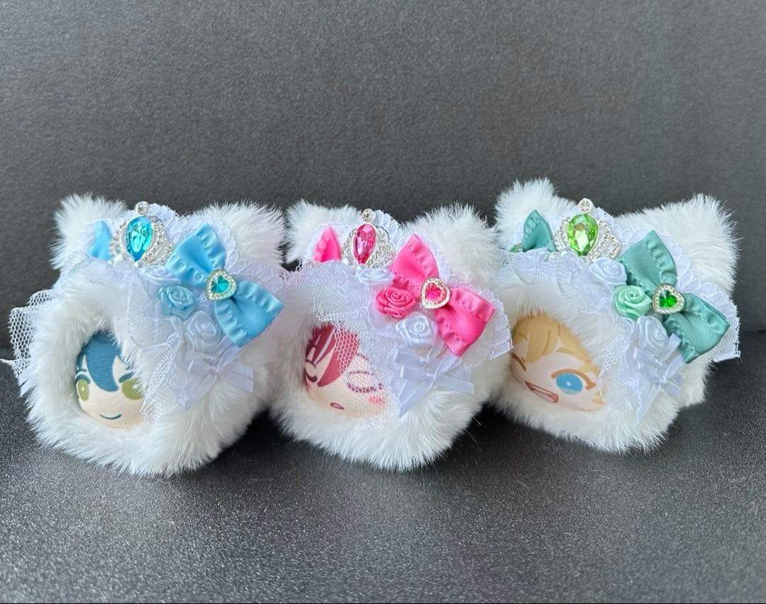 おまんじゅう　着ぐるみ　ぬい服　オフホワイト　ピンク　水色　黄緑　ねこみみ