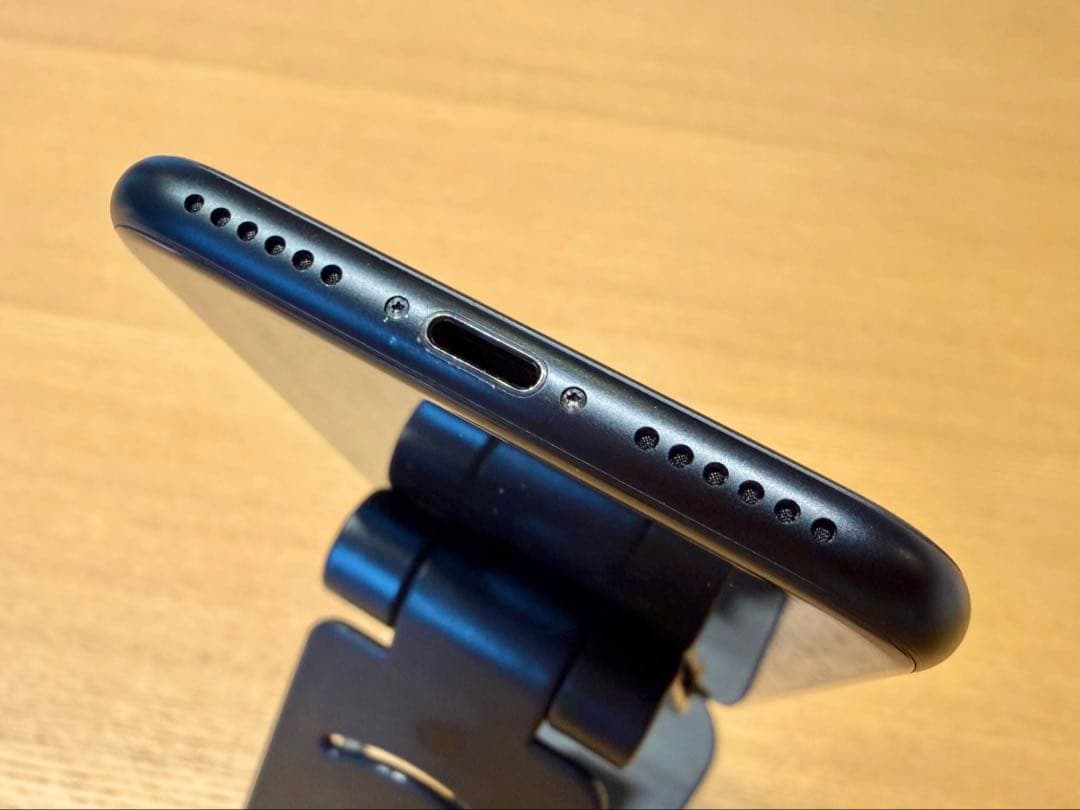 iPhone SE 第2世代 ブラック 本体 64GB