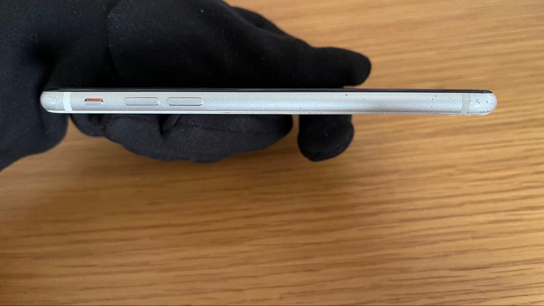 iPhone SE (第3世代) スターライト64GB 返品値下げ不可