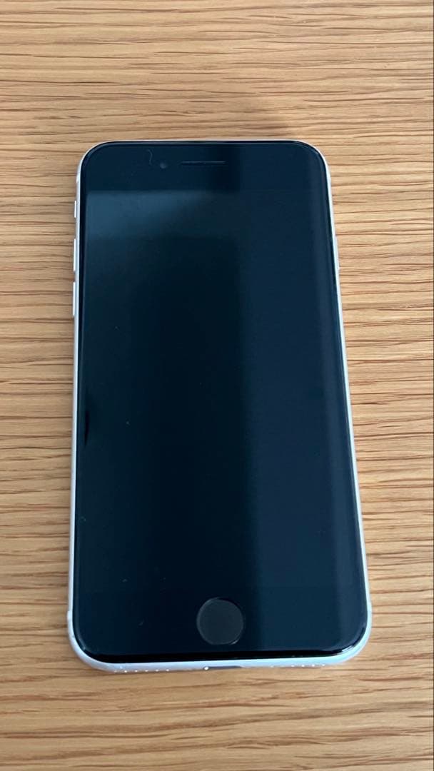 iPhone SE (第3世代) スターライト64GB 返品値下げ不可