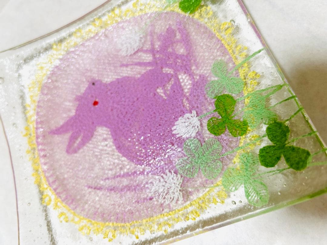 土井朋子　うさぎ　ガラス　皿　2枚セット　プレート　スクエア　作家物　アート