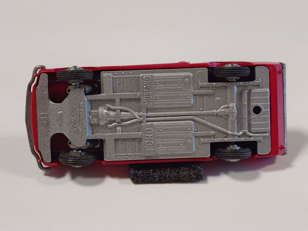 TEKNO NO.833 FORD MUSTANG （赤）