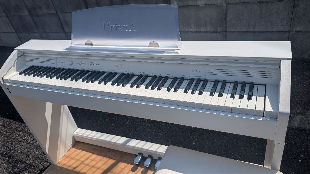 送料込み PX-750 CASIO 電子ピアノ 2013年製 激可愛い♥＆激美品