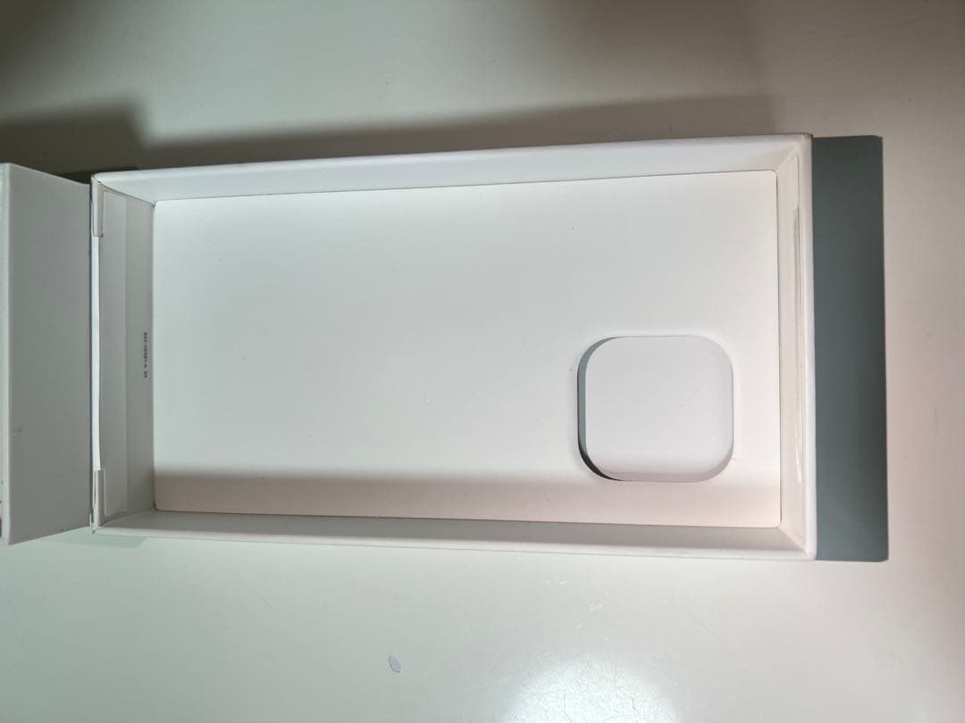 iPhone 14 Pro Max シルバードバイ版カメラ音無しダブルSIM