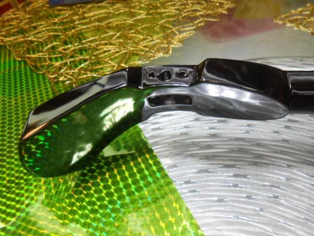 現品販売(送料無料)72.800円　沖縄三線専用　黒檀棹と蛇皮(二重張)型チーガ