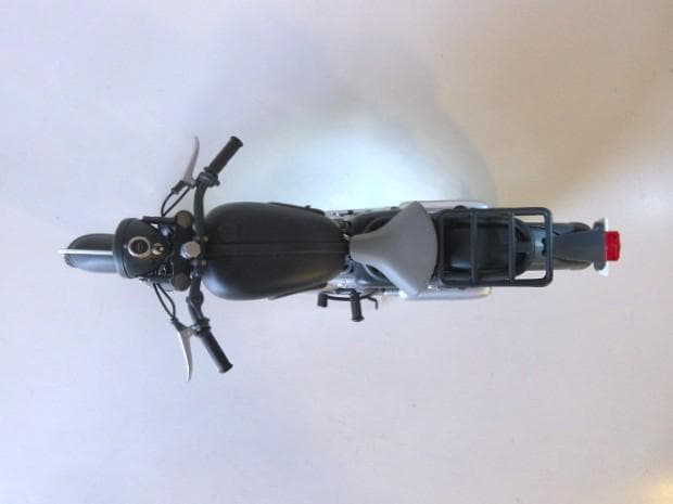 特価 MINICHAMPS 1/12 トライアンフTR6 Trophy「大脱走」