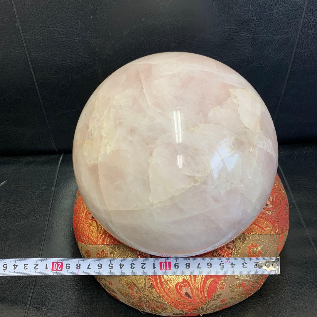 ローズクオーツ    水晶　天然石　原石　最大級径１８cm  重さ8.８kg