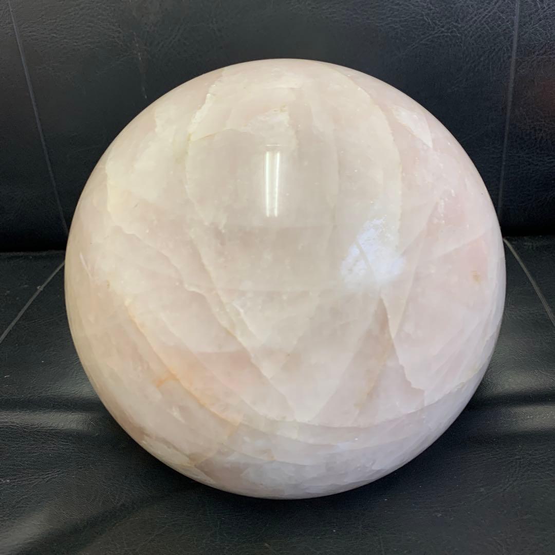 ローズクオーツ    水晶　天然石　原石　最大級径１８cm  重さ8.８kg