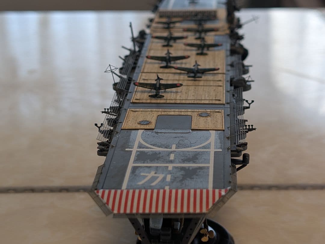 旧日本海軍（帝国海軍）航空母艦　加賀　フルハル　1/700スケール