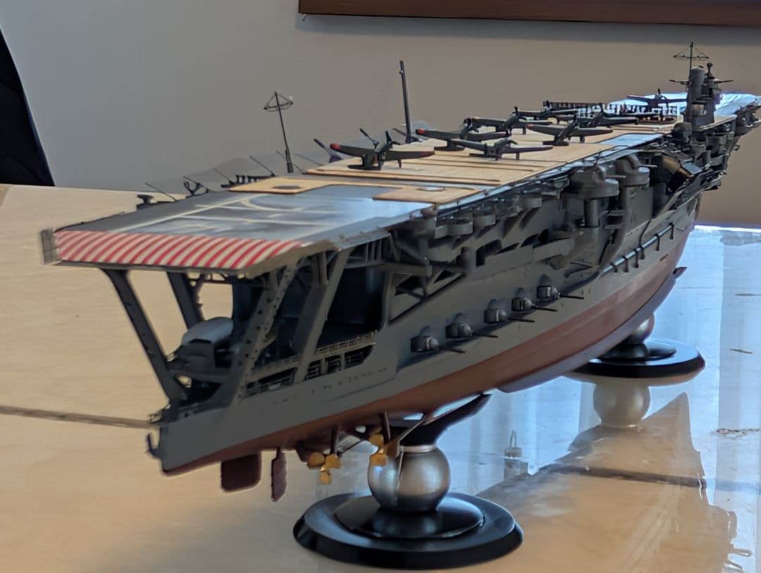 旧日本海軍（帝国海軍）航空母艦　加賀　フルハル　1/700スケール