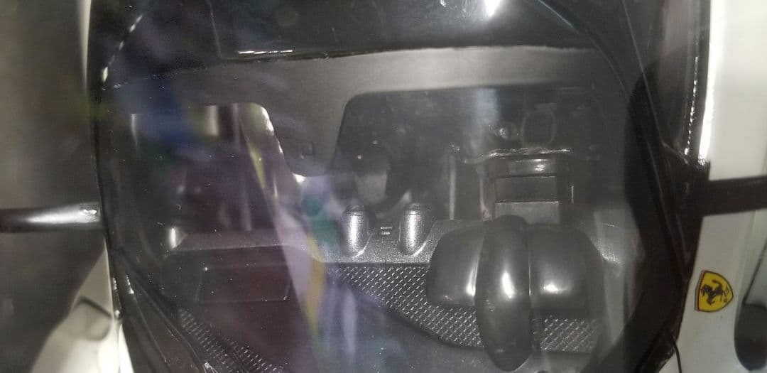 【レア　新品】1/18 マテル ホットウィール　ラ•フェラーリ 　ホワイト