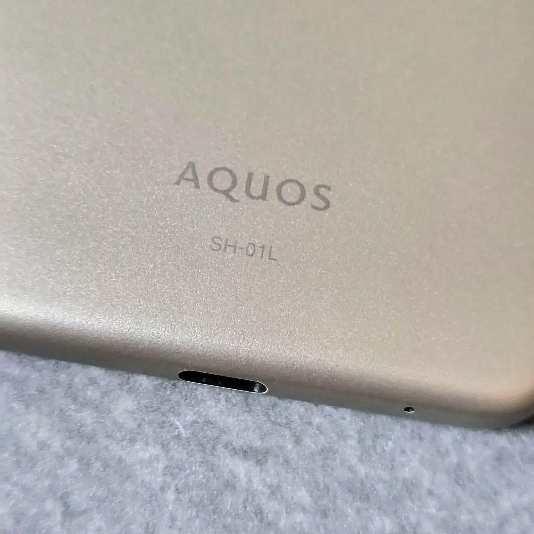 docomo AQUOS sense2 SH-01L シャンパンゴールド★中古品