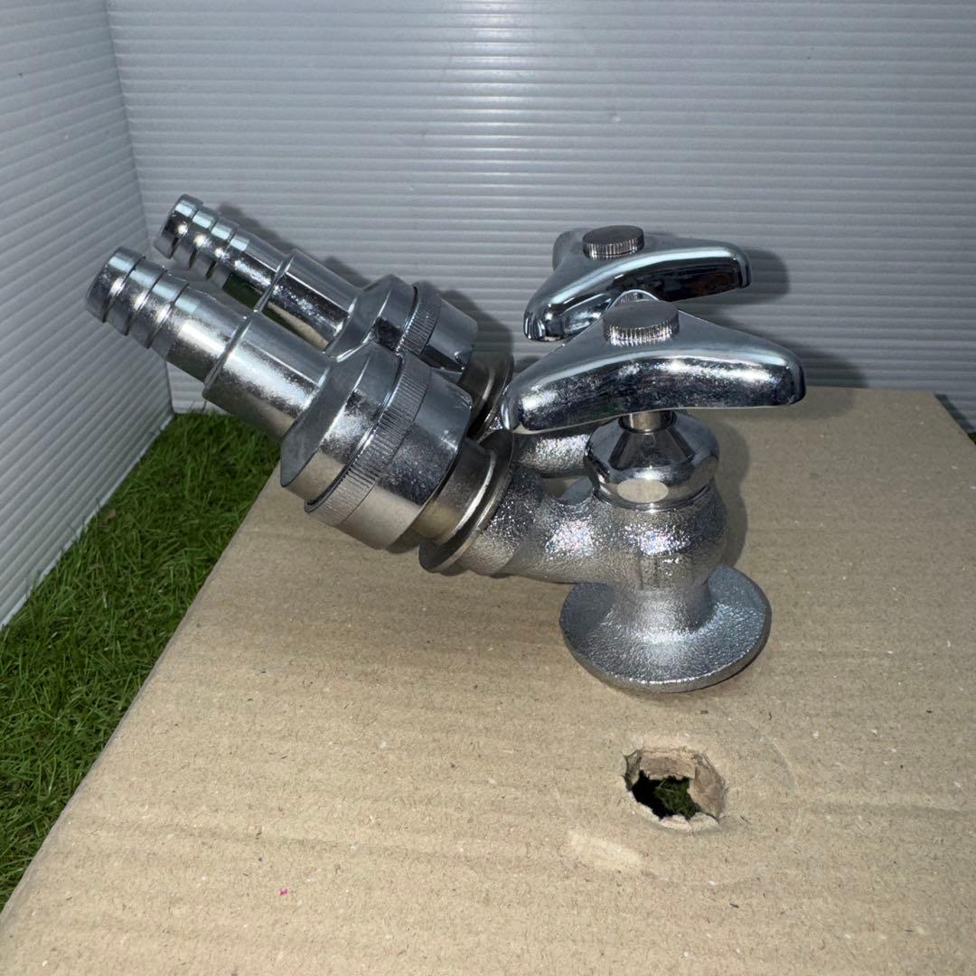 金属製シルバー蛇口2個セット L字型散水用バルブ ［2268］