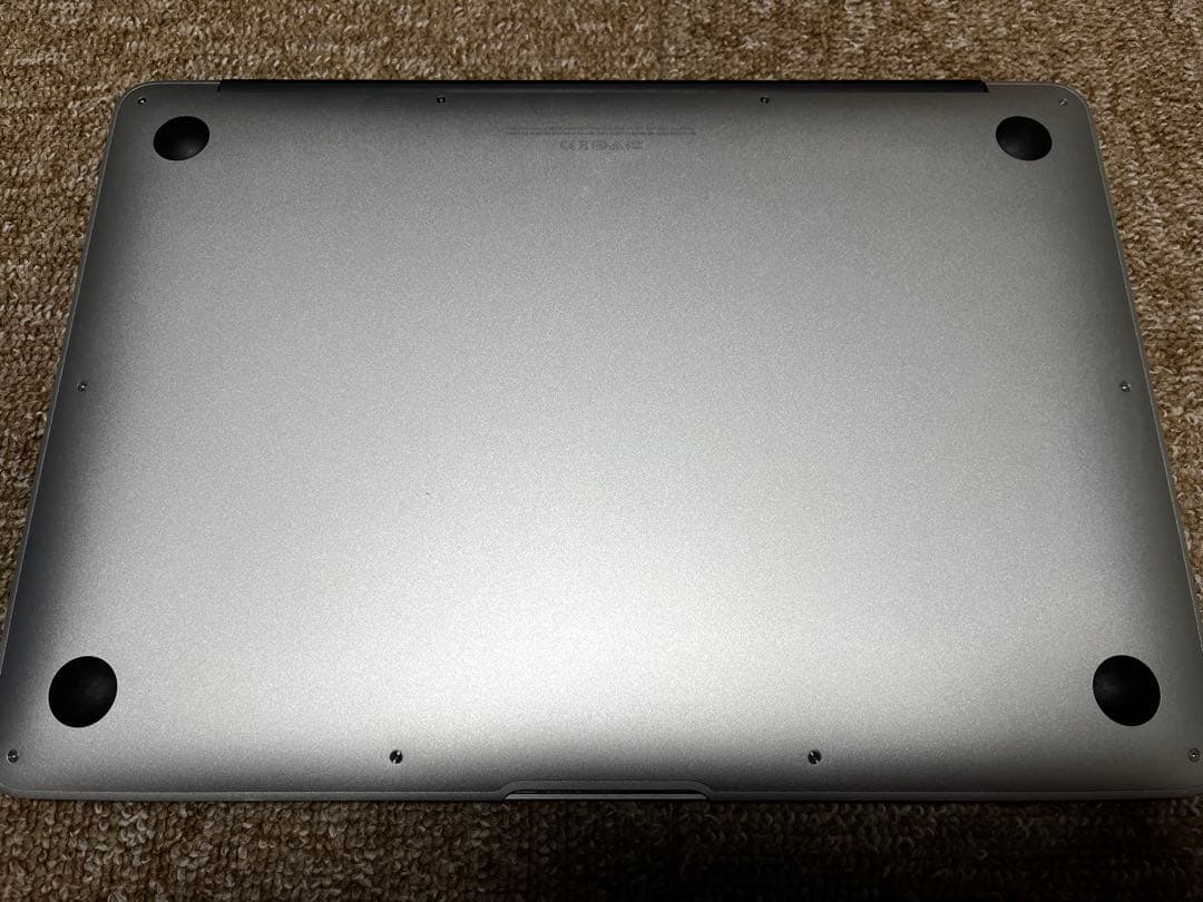 Apple MacBook Air 2017 13インチ シルバー