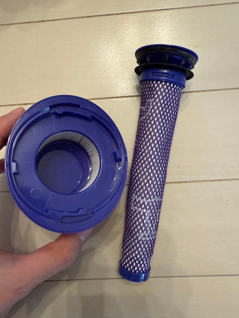 Dyson 掃除機 slim fluffy v8 バッテリー切れ