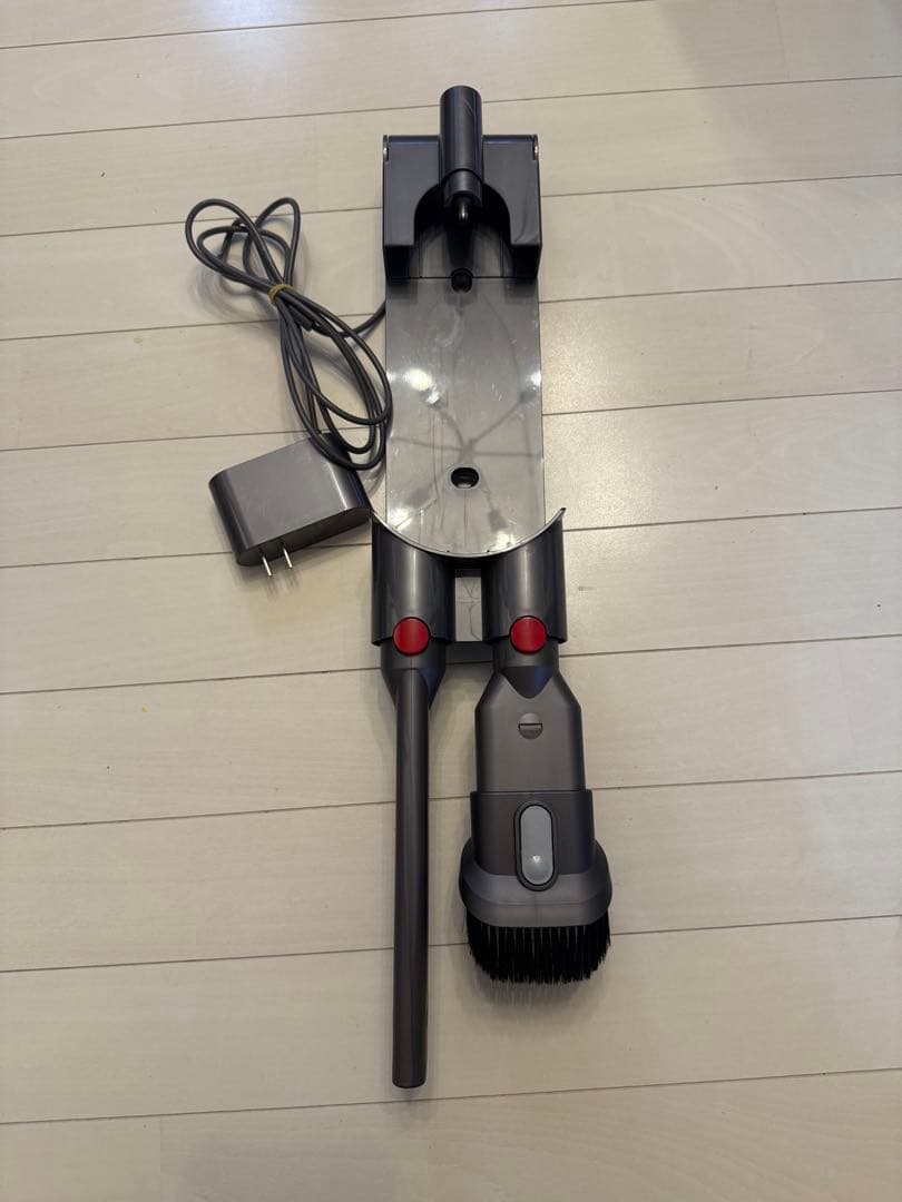 Dyson 掃除機 slim fluffy v8 バッテリー切れ