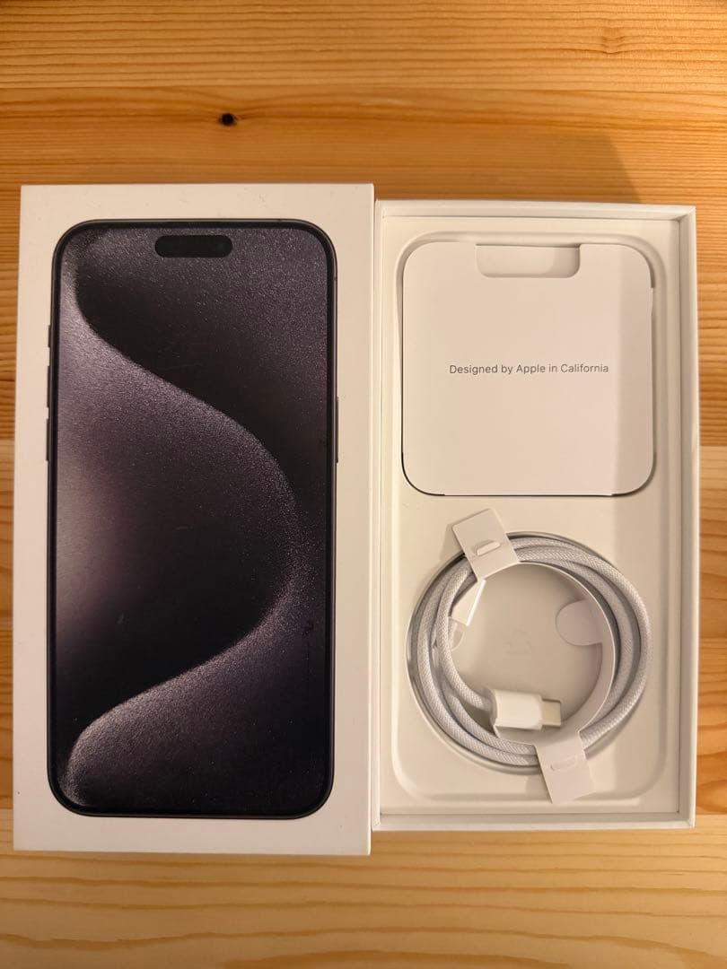 iPhone15ProMax 256GB ブラックチタニウム　SIMフリー