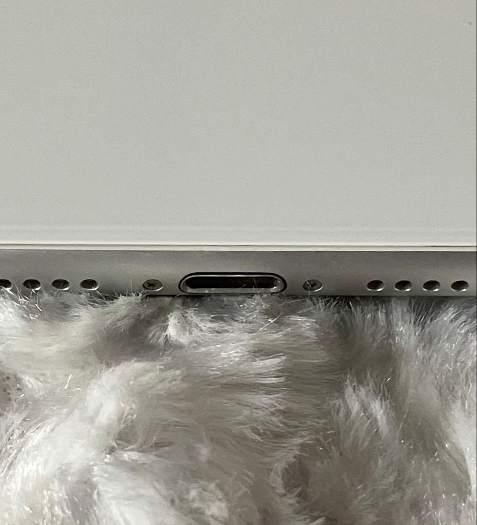 iPhone se2 本体のみ バッテリー最大容量80%以上 第2世代