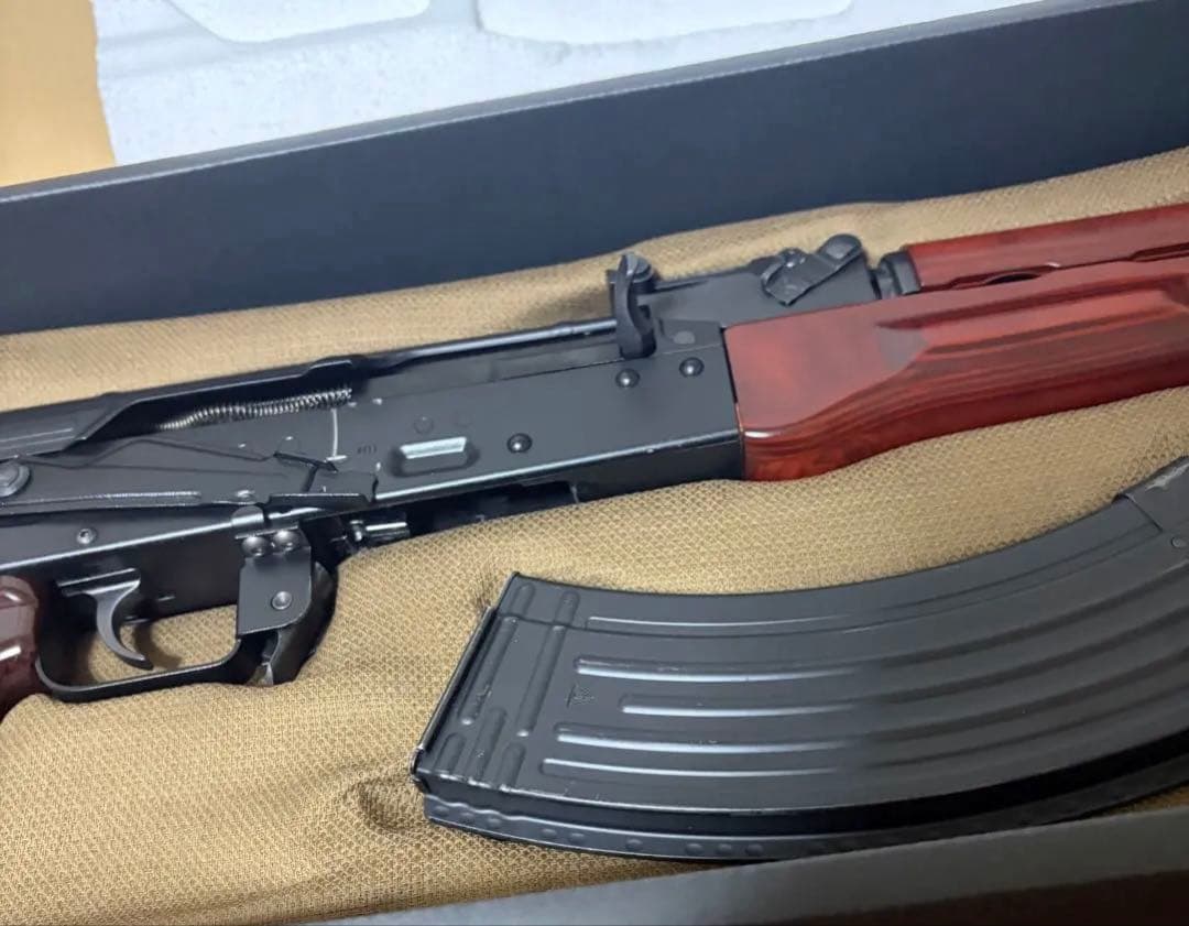 送料込！　美品　東京マルイ akm カスタム　ガスガン　ガスブローバック