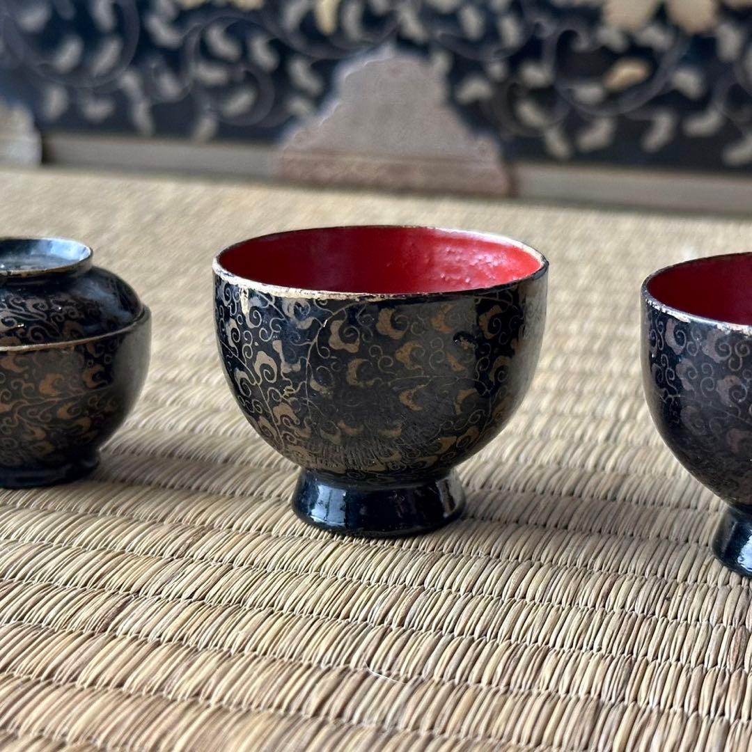 時代【雛道具】漆塗 手描き 金蒔絵 玉手箱 ミニチュア アンティーク