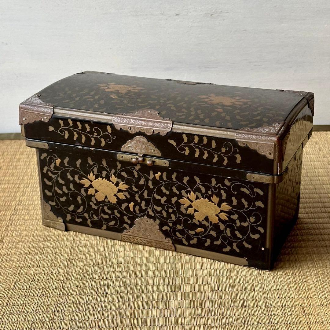 時代【雛道具】漆塗 手描き 金蒔絵 玉手箱 ミニチュア アンティーク