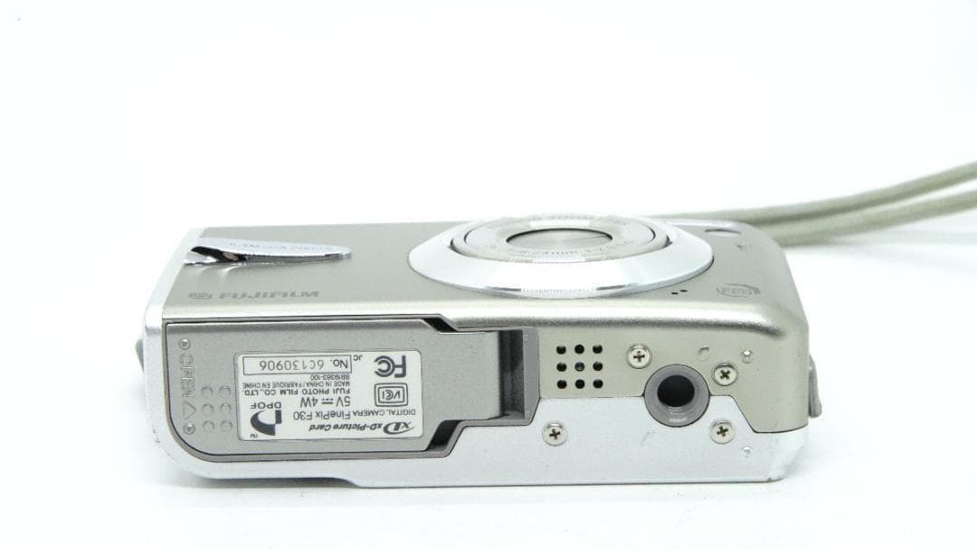 【W2037】 FUJIFILM Finepix F30 フジフィルム