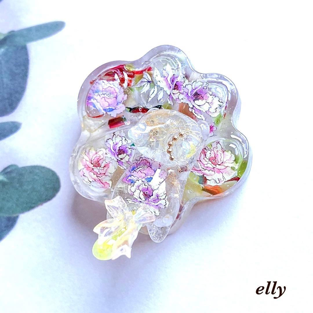 【fairy様】1659.天然石　水晶　和柄　じゃれ猫　レジン　キーホルダー