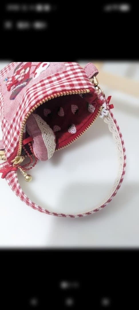 スーちゃんハンドメイド　キラキラお帽子携帯ケース&フワフワ風船保冷ケース