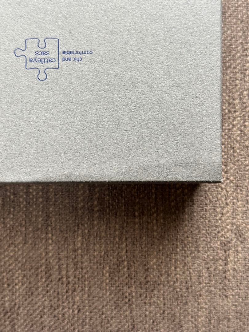 cattleya sacs 本革 二つ折り財布 ミドルウォレット