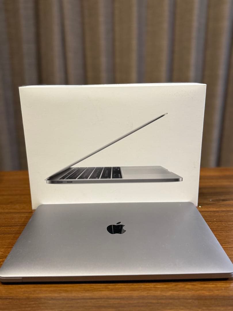 MacBook本体 Apple MacBook Pro 13