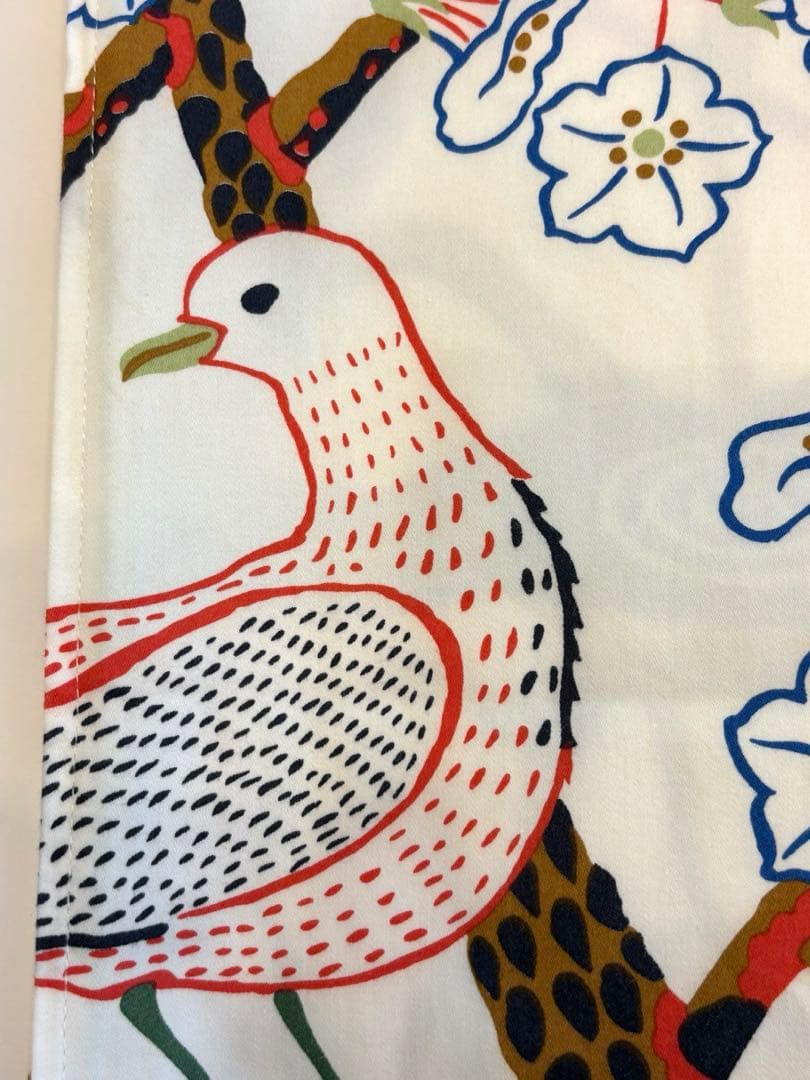 スウェーデンSvenskt Tenn 緑の鳥　クッションカバー②