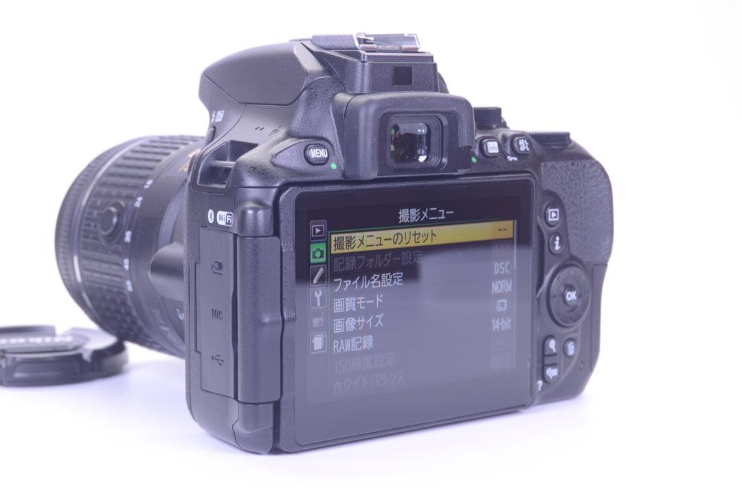 【美品】Nikon D5600 ダブルズームキット