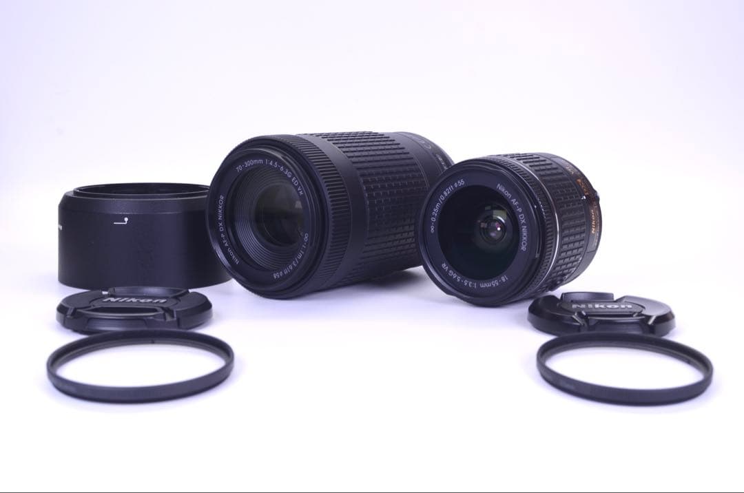 【美品】Nikon D5600 ダブルズームキット